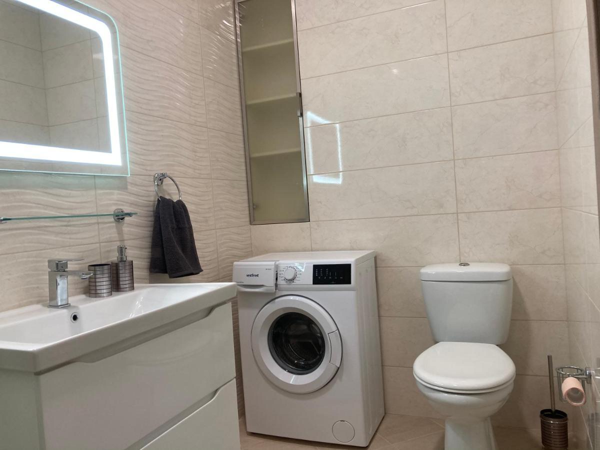 Apartamento Omega 6 Odesa Exterior foto